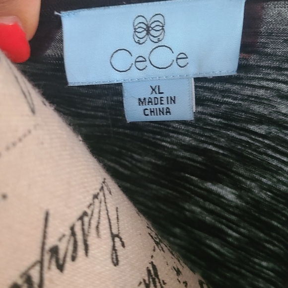 Dark top - Picture 4 of 5